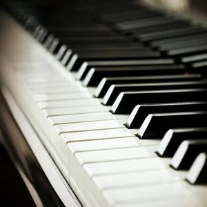 男男Gay互吃呜巴吞精视频
